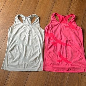 Oiselle Flyte Tanks